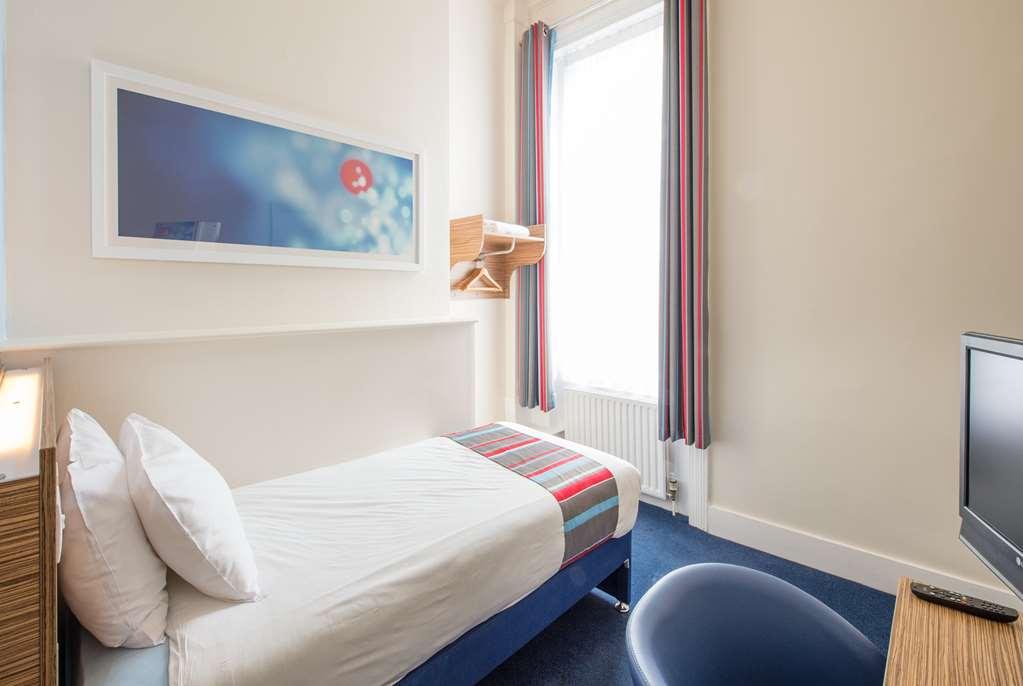 Travelodge Redhill 红山 客房 照片